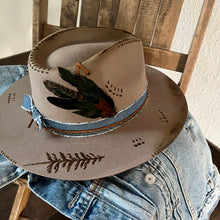 Load image into Gallery viewer, Woodlands (camel wide brim)