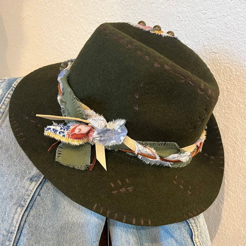 Cozy, Like Your Favorite Quilt (Wool) Adjustable