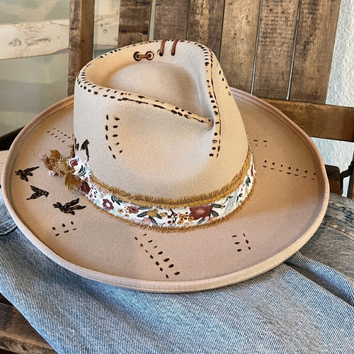 Birds with Custom Crown (Wool Scoop Brim) M/57cm