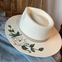 Load image into Gallery viewer, Under His Wings (Wool Short Brim) S/55cm