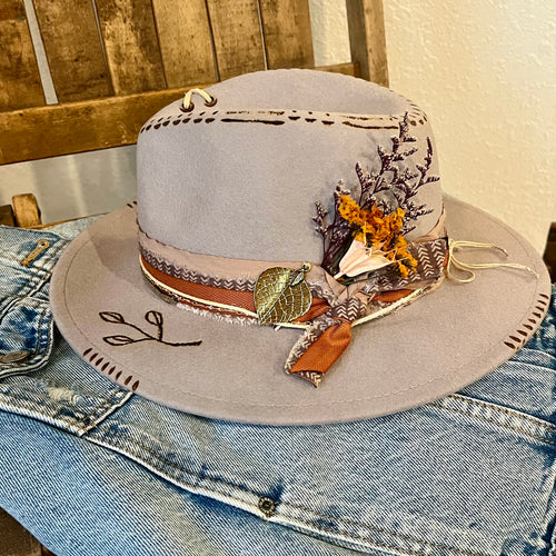 Leaves Make Me Shimmer (Short Brim)