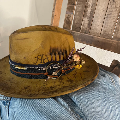 Burnt Roses (Short Brim)