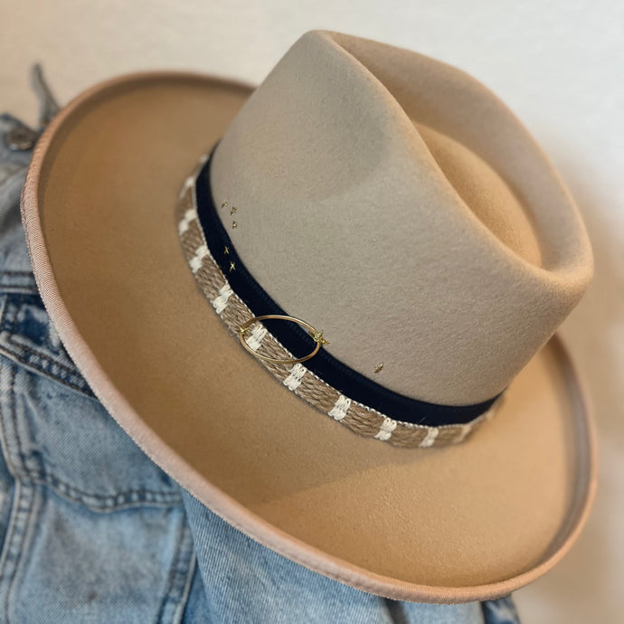 Among the Stars (Wool Scoop Brim) SM/55cm