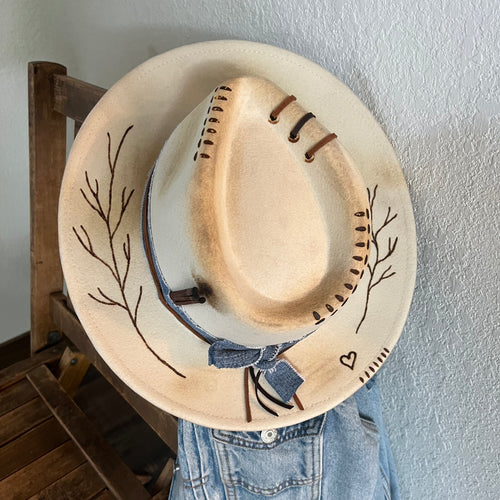 Heart Throb (Short Brim)