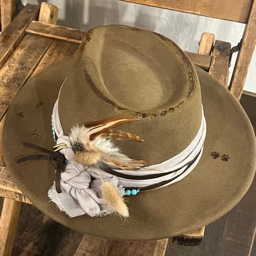 Chasing Dreams 🐾 (Short Brim)