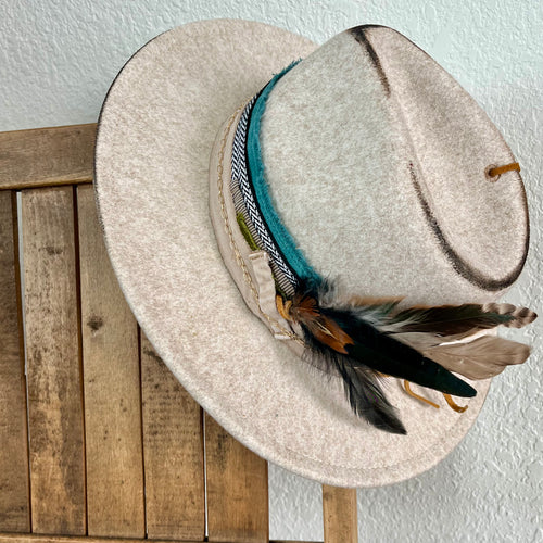 Cream Short Brim